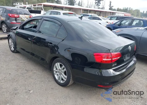 2015 Volkswagen Jetta 2.0L S z USA, uszkodzony, nr VIN 3VW2K7AJ4FM203897